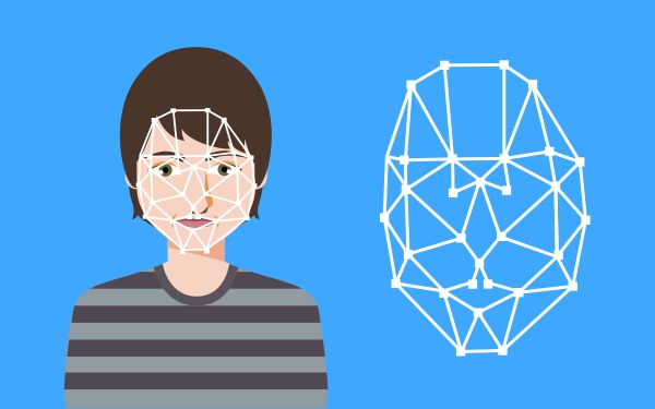 Facebook adds facial recognition software